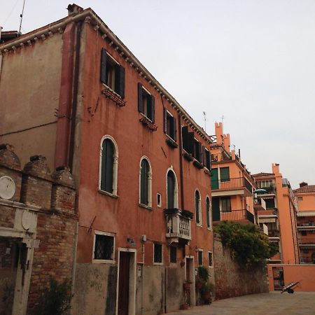 Locazione Turistica Corte Vecchia Venice Luaran gambar