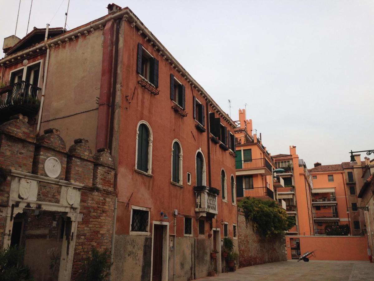 Locazione Turistica Corte Vecchia Venice Luaran gambar